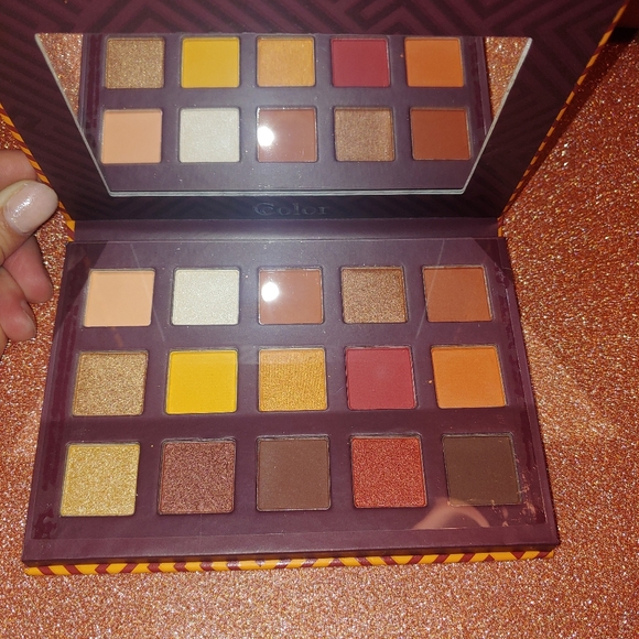 Color Cosmetics Sundown Eyeshadow Palette Autumn Fall Shades - Picture 1 of 3